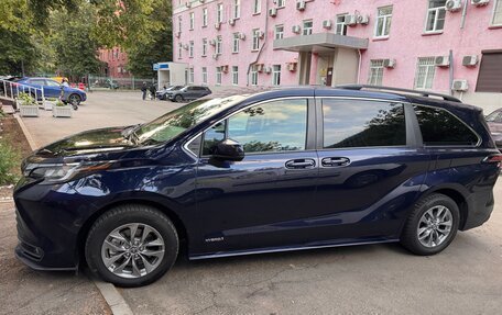 Toyota Sienna, 2020 год, 3 449 000 рублей, 5 фотография
