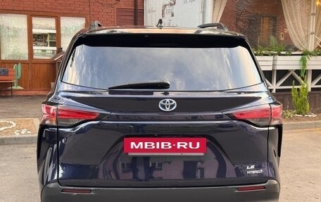 Toyota Sienna, 2020 год, 3 449 000 рублей, 3 фотография