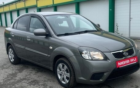 KIA Rio II, 2010 год, 538 000 рублей, 2 фотография