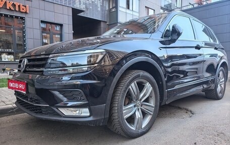 Volkswagen Tiguan II, 2018 год, 1 930 000 рублей, 6 фотография