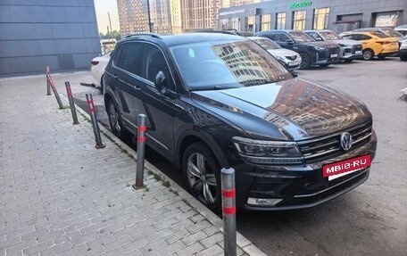 Volkswagen Tiguan II, 2018 год, 1 930 000 рублей, 3 фотография