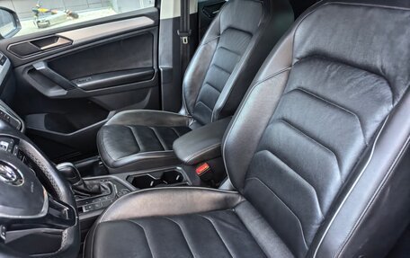 Volkswagen Tiguan II, 2018 год, 1 930 000 рублей, 14 фотография