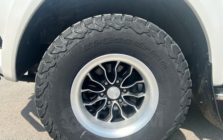 Toyota Hilux VIII, 2018 год, 6 000 000 рублей, 8 фотография