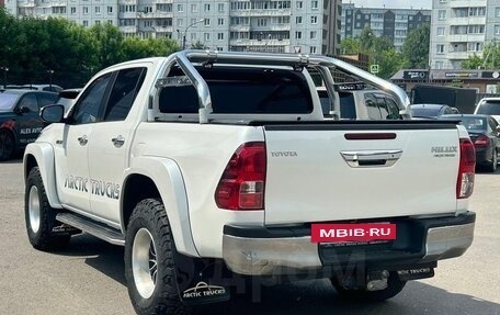 Toyota Hilux VIII, 2018 год, 6 000 000 рублей, 7 фотография