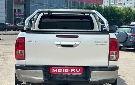 Toyota Hilux VIII, 2018 год, 6 000 000 рублей, 6 фотография