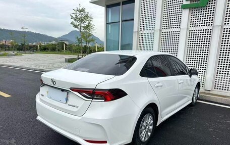 Toyota Corolla, 2022 год, 1 282 000 рублей, 6 фотография