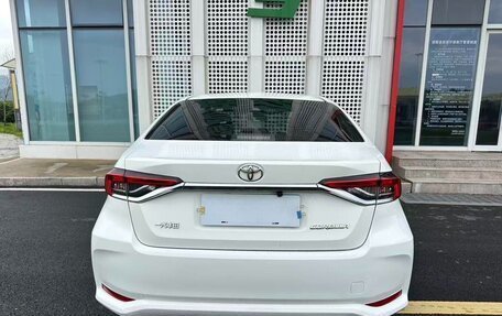 Toyota Corolla, 2022 год, 1 282 000 рублей, 5 фотография