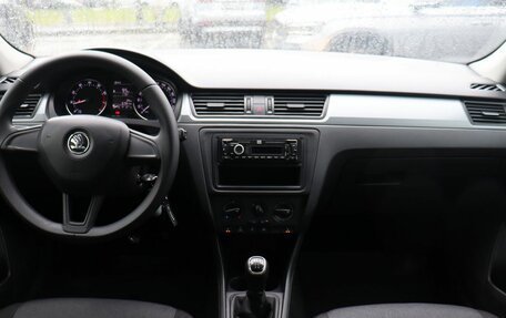 Skoda Rapid I, 2016 год, 950 000 рублей, 13 фотография