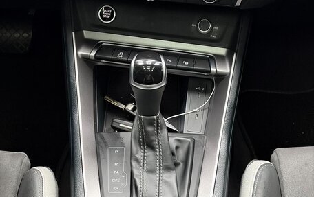 Audi Q3, 2022 год, 2 490 000 рублей, 18 фотография