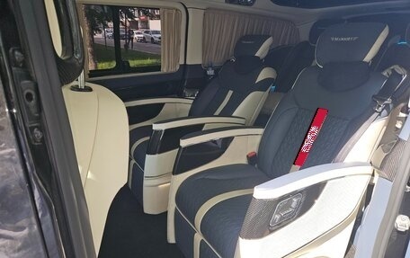 Mercedes-Benz V-Класс, 2023 год, 6 000 000 рублей, 4 фотография