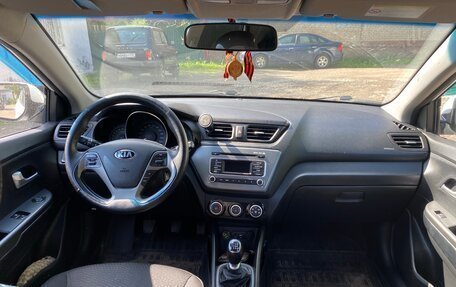 KIA Rio III рестайлинг, 2015 год, 795 000 рублей, 10 фотография