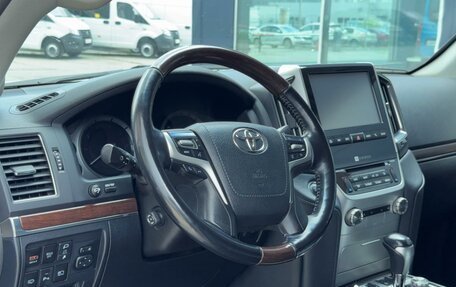 Toyota Land Cruiser 200, 2018 год, 5 200 000 рублей, 18 фотография