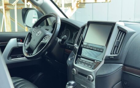 Toyota Land Cruiser 200, 2018 год, 5 200 000 рублей, 26 фотография