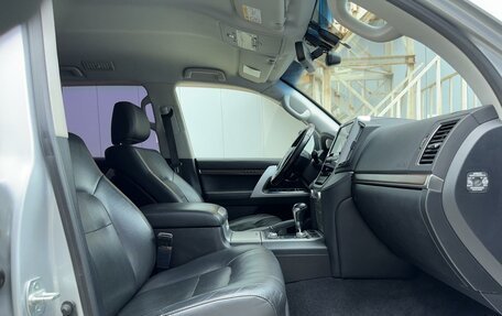 Toyota Land Cruiser 200, 2018 год, 5 200 000 рублей, 25 фотография