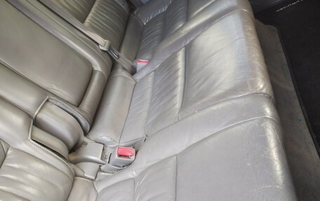 Toyota Land Cruiser 100 рестайлинг 2, 2000 год, 2 300 000 рублей, 7 фотография