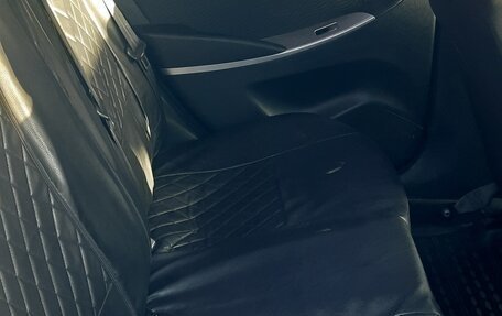 Hyundai Solaris II рестайлинг, 2011 год, 495 900 рублей, 2 фотография