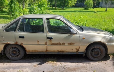 Daewoo Nexia I рестайлинг, 2011 год, 90 000 рублей, 2 фотография