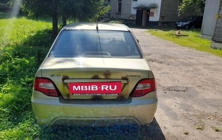 Daewoo Nexia I рестайлинг, 2011 год, 90 000 рублей, 3 фотография