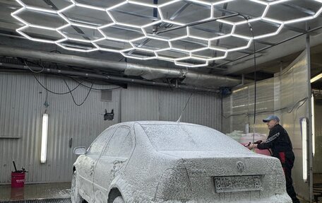 Volkswagen Bora, 2004 год, 430 000 рублей, 2 фотография