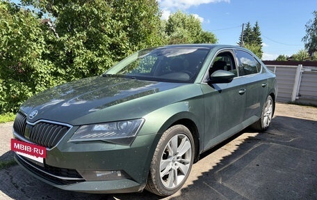 Skoda Superb III рестайлинг, 2018 год, 1 990 000 рублей, 3 фотография
