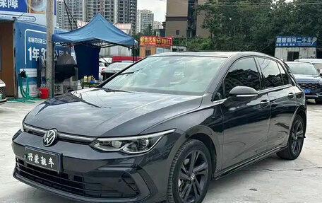 Volkswagen Golf VIII, 2023 год, 1 780 000 рублей, 3 фотография