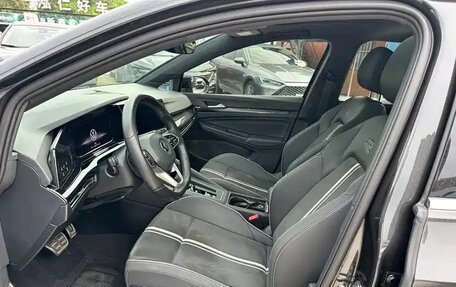 Volkswagen Golf VIII, 2023 год, 1 780 000 рублей, 10 фотография