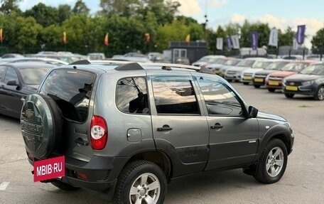 Chevrolet Niva I рестайлинг, 2011 год, 549 000 рублей, 4 фотография