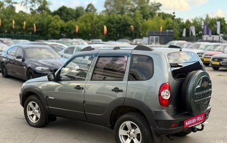 Chevrolet Niva I рестайлинг, 2011 год, 549 000 рублей, 6 фотография