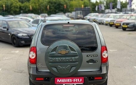 Chevrolet Niva I рестайлинг, 2011 год, 549 000 рублей, 5 фотография