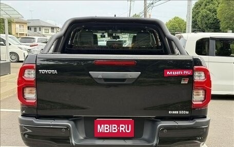 Toyota Hilux VIII, 2024 год, 4 000 200 рублей, 8 фотография