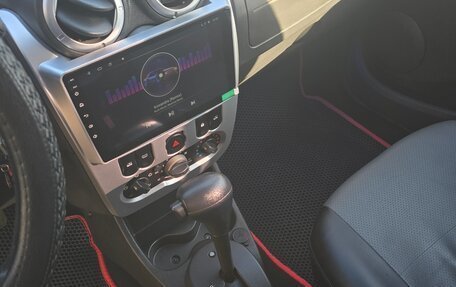 Renault Logan I, 2011 год, 670 000 рублей, 17 фотография