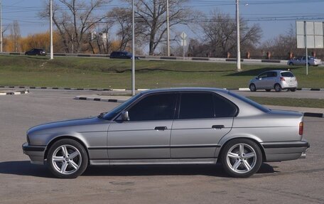 BMW 5 серия, 1989 год, 961 000 рублей, 4 фотография
