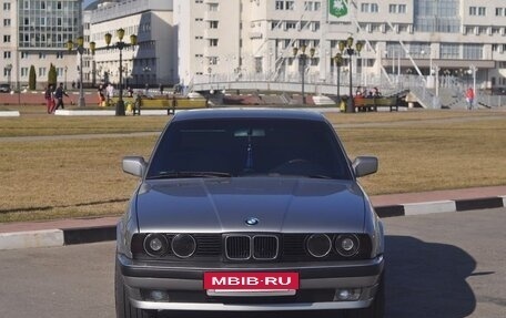 BMW 5 серия, 1989 год, 961 000 рублей, 2 фотография