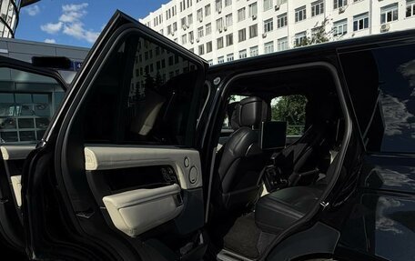 Land Rover Range Rover IV рестайлинг, 2019 год, 8 300 000 рублей, 16 фотография