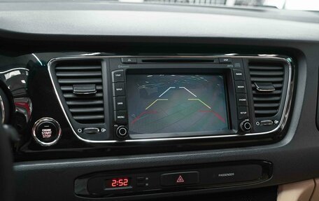 KIA Carnival III, 2018 год, 2 490 000 рублей, 16 фотография