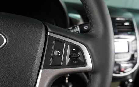 Hyundai Solaris II рестайлинг, 2013 год, 899 000 рублей, 20 фотография