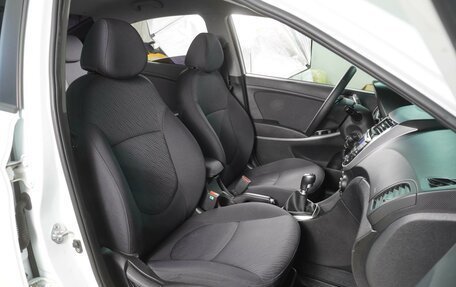Hyundai Solaris II рестайлинг, 2013 год, 899 000 рублей, 8 фотография