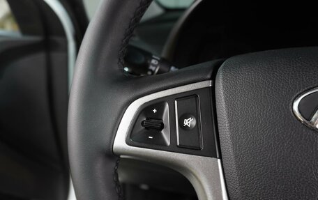 Hyundai Solaris II рестайлинг, 2013 год, 899 000 рублей, 18 фотография