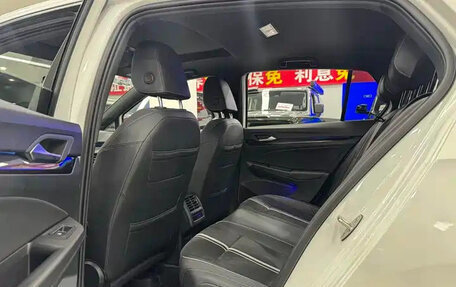 Volkswagen Golf VIII, 2023 год, 1 750 000 рублей, 8 фотография