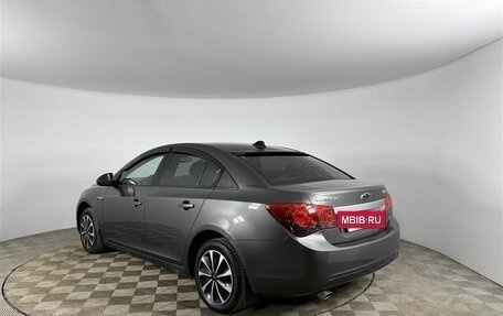 Chevrolet Cruze II, 2011 год, 589 000 рублей, 7 фотография