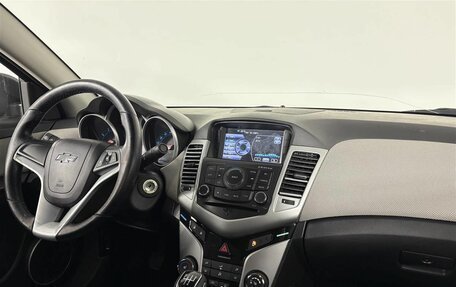 Chevrolet Cruze II, 2011 год, 589 000 рублей, 12 фотография