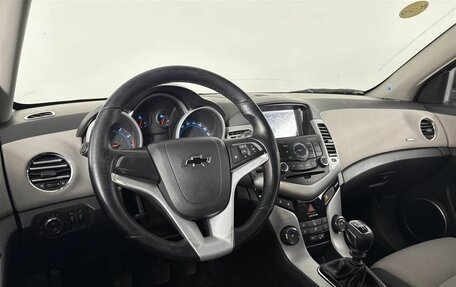 Chevrolet Cruze II, 2011 год, 589 000 рублей, 13 фотография