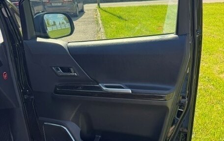 Toyota Alphard III, 2014 год, 1 800 000 рублей, 1 фотография