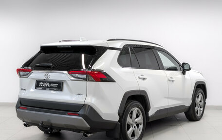 Toyota RAV4, 2021 год, 3 525 000 рублей, 5 фотография