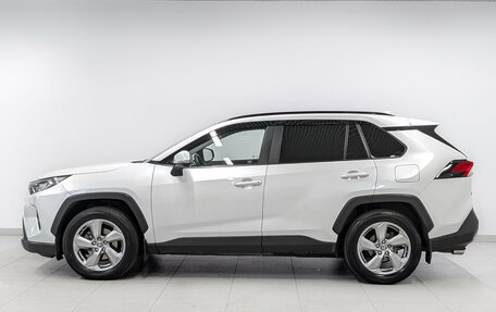 Toyota RAV4, 2021 год, 3 525 000 рублей, 8 фотография
