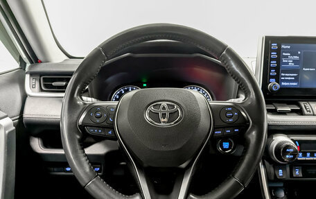 Toyota RAV4, 2021 год, 3 525 000 рублей, 21 фотография