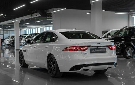 Jaguar XF II, 2021 год, 4 500 000 рублей, 4 фотография