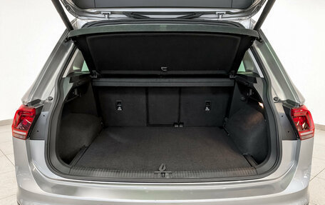 Volkswagen Tiguan II, 2018 год, 2 425 000 рублей, 10 фотография