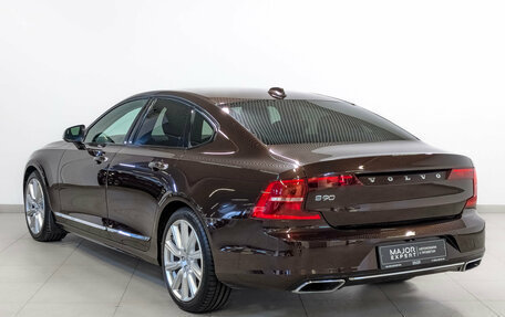 Volvo S90 II рестайлинг, 2019 год, 2 900 000 рублей, 7 фотография