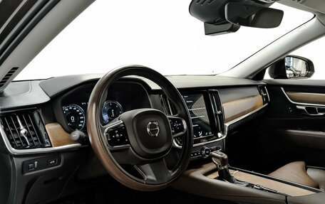 Volvo S90 II рестайлинг, 2019 год, 2 900 000 рублей, 15 фотография